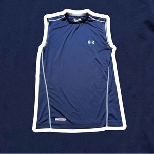 Navy blue under Armour cut off heat gear stretchy shirt